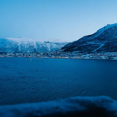 Aurora Two - Oceanfront * Tromsø