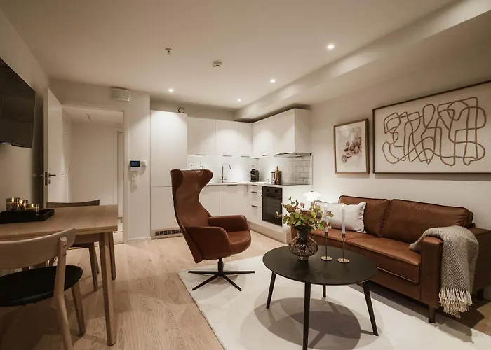 Aurora Two - Oceanfront *