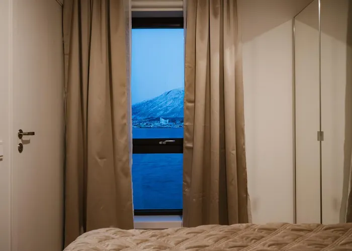 Aurora Two - Oceanfront Appartement Tromsø