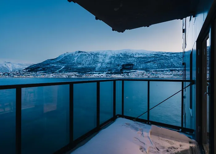 Aurora Two - Oceanfront Appartement Tromsø